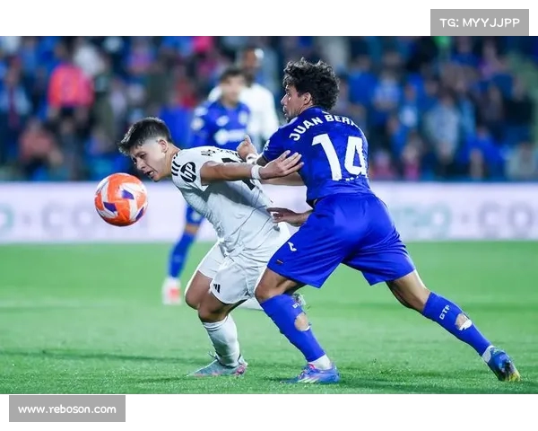 皇家马德里客场作战,-战胜赫塔费 皇家马德里客场作战,-战胜赫塔费