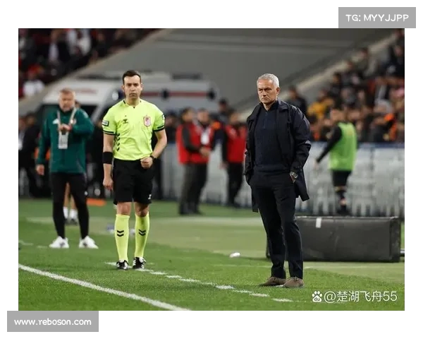 米体:费内巴切与加拉塔萨雷争抢华金-科雷亚,意甲前锋或将离开拉齐奥 米体:费内巴切与加拉塔萨雷争抢华金-科雷亚,意甲前锋或将离开拉齐奥