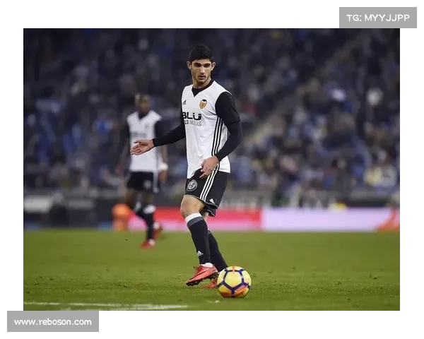 西媒曝瓦伦西亚有意引进米尔：本周将商定个人条款，租借加买断方案谈判中