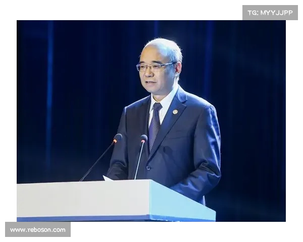 从中国科学院到国家发改委副主任:相里斌的职业轨迹与未来展望 从中国科学院到国家发改委副主任:相里斌的职业轨迹与未来展望